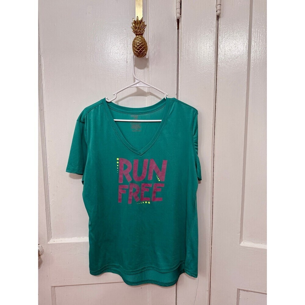 Danskin Now women’s size X – large run free T-shirt